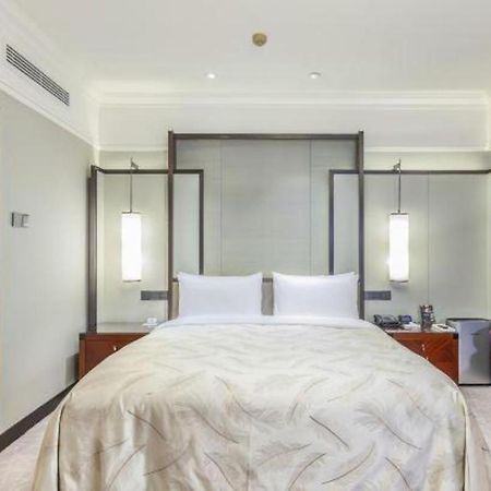 Shijiazhuang International Building Hotel Esterno foto