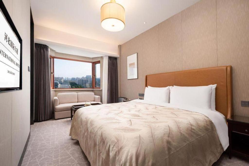 Shijiazhuang International Building Hotel Esterno foto